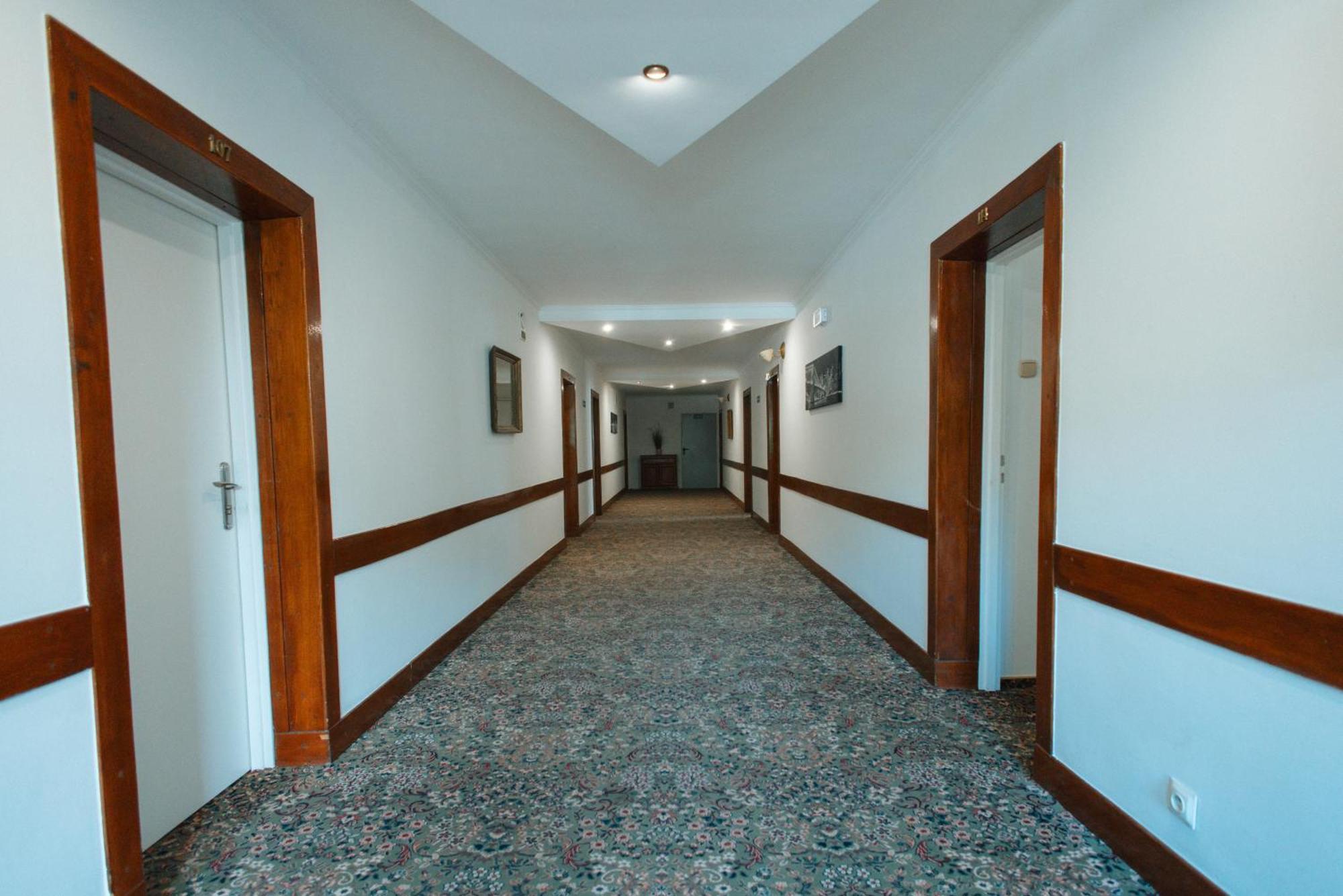 Hotel Marko Przemyśl Buitenkant foto