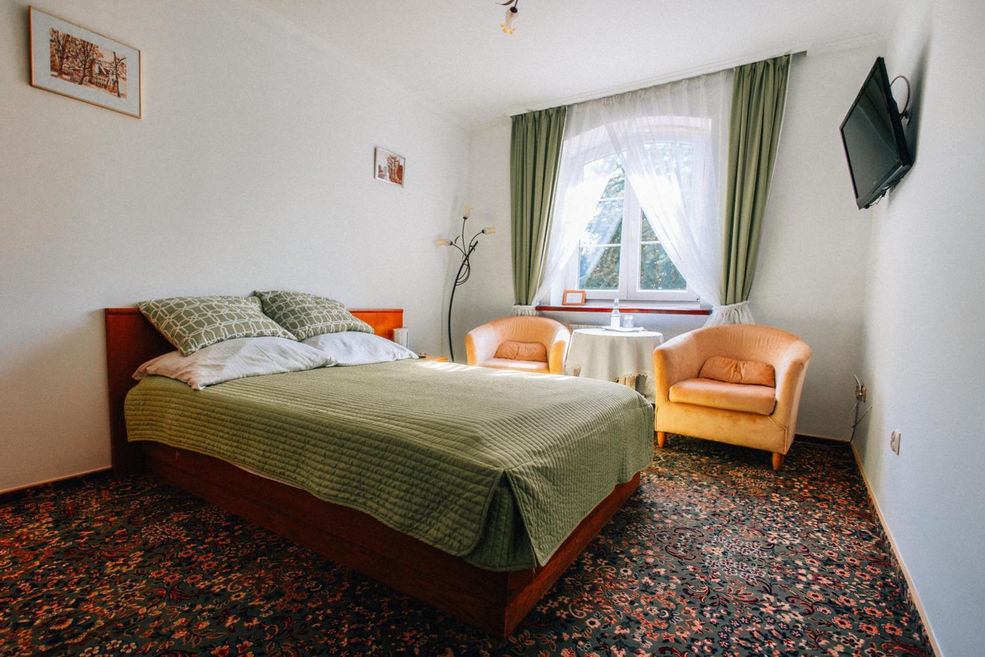 Hotel Marko Przemyśl Buitenkant foto